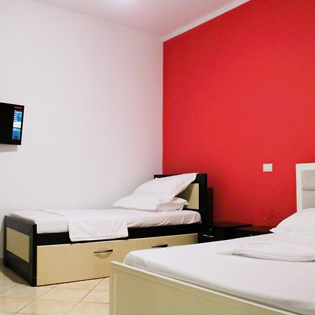 Keli Apartments Ksamil Esterno foto