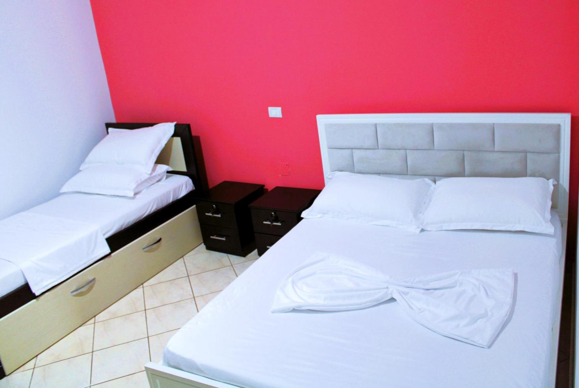 Keli Apartments Ksamil Esterno foto