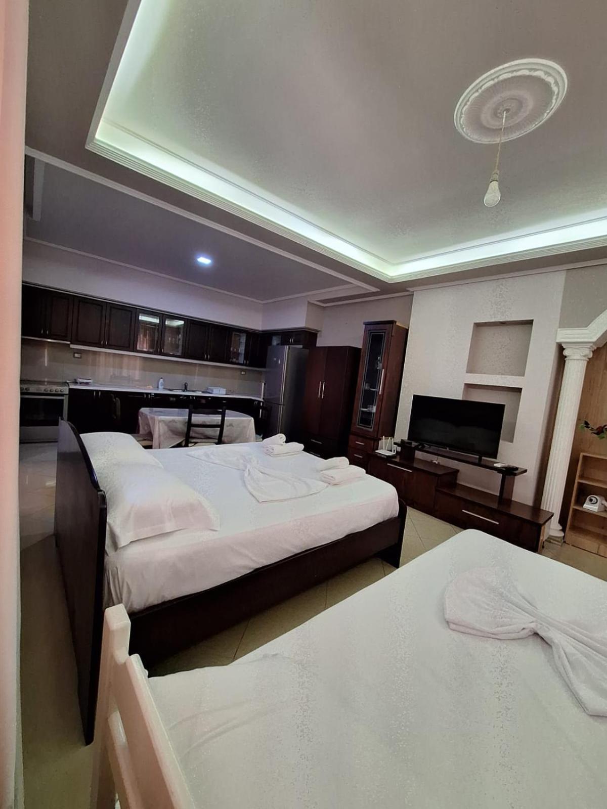 Keli Apartments Ksamil Esterno foto